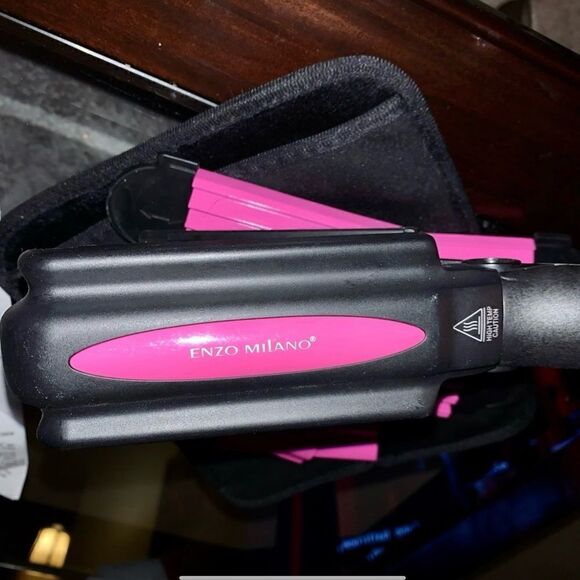 Enzo Milano Wave, Crimp and Square Crimp Hair Styling Tool - Picture 2 of 2